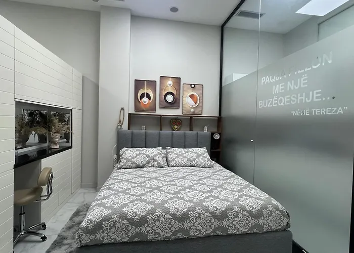 Apartment Smile In Center